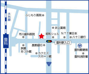 豊科駅前（長野銀行様北向かい）にございます！