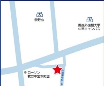 関西外大中宮キャンパスの直ぐ近くです。中宮平和ロード沿い
